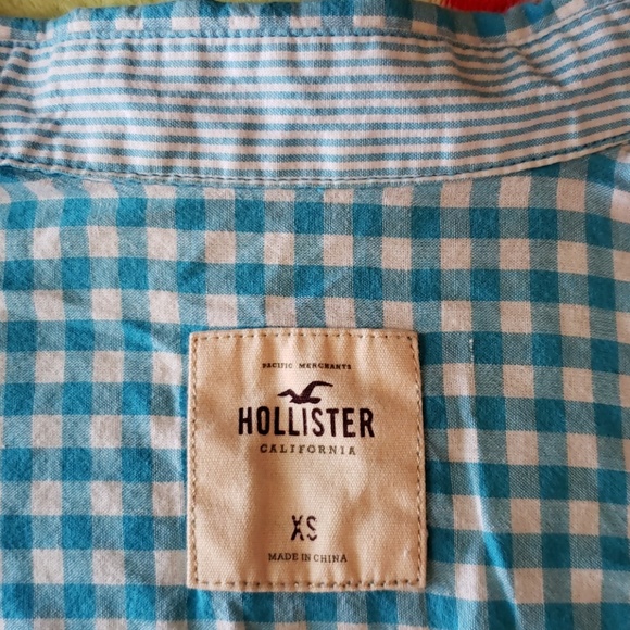 Ladies button down - Picture 2 of 3